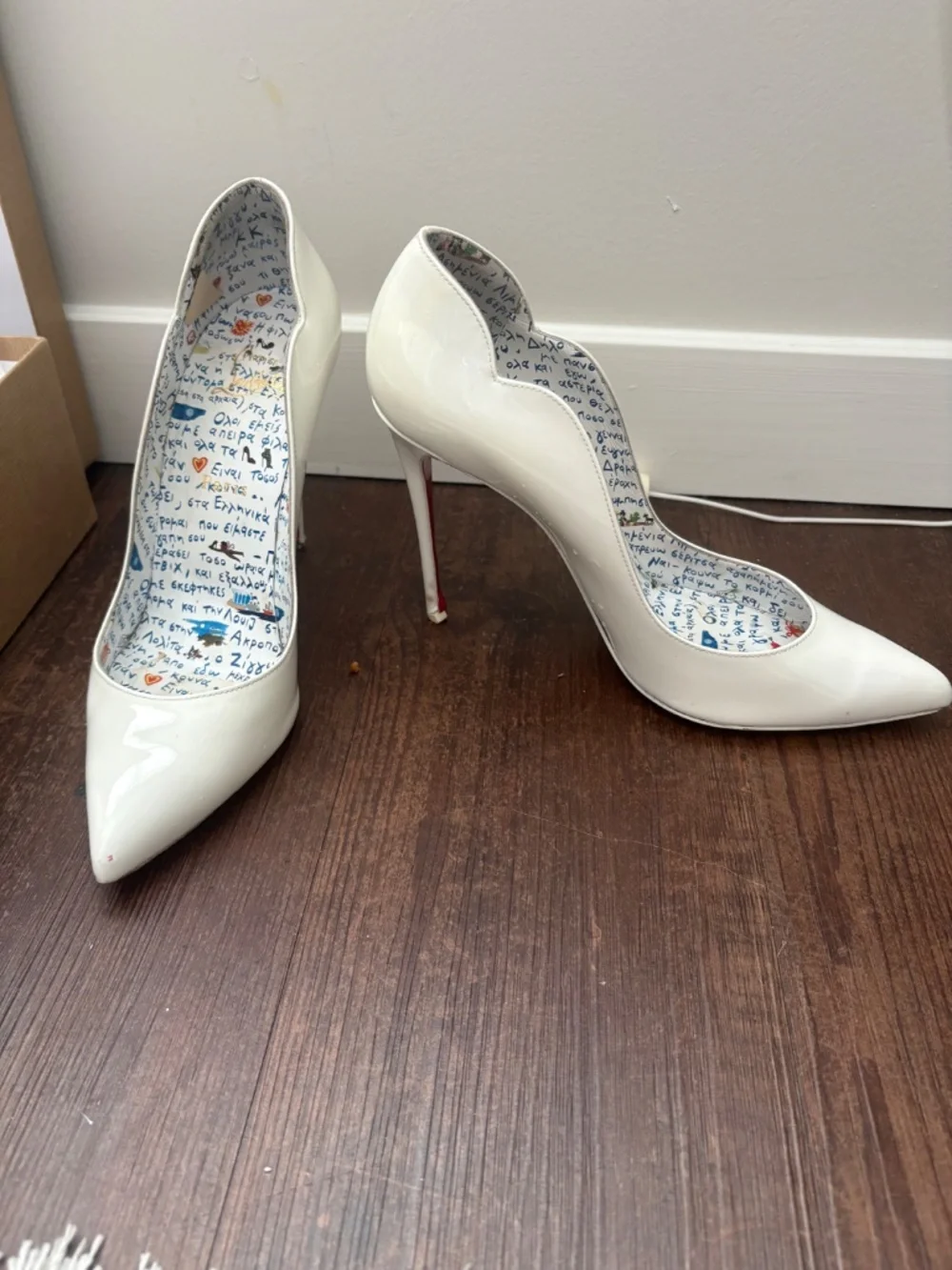 Christian Louboutin Hot Chick 100